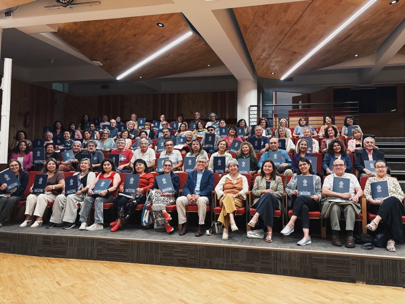 Personas mayores se integran a cursos de pregrado PUCV